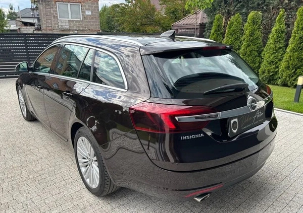 Opel Insignia cena 39900 przebieg: 176000, rok produkcji 2015 z Biskupiec małe 781